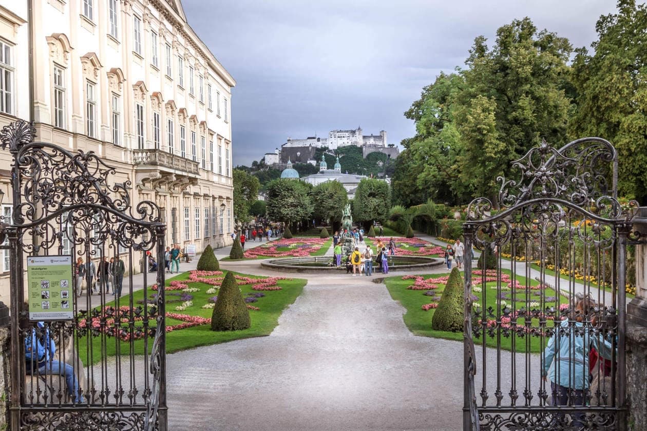 Do-Re-Mi Scenes (Mirabell Palace & Gardens)