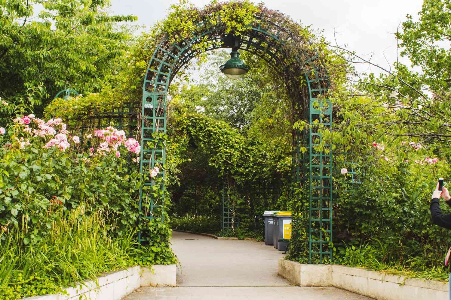 Elevated Garden Walk (Promenade Plantée)