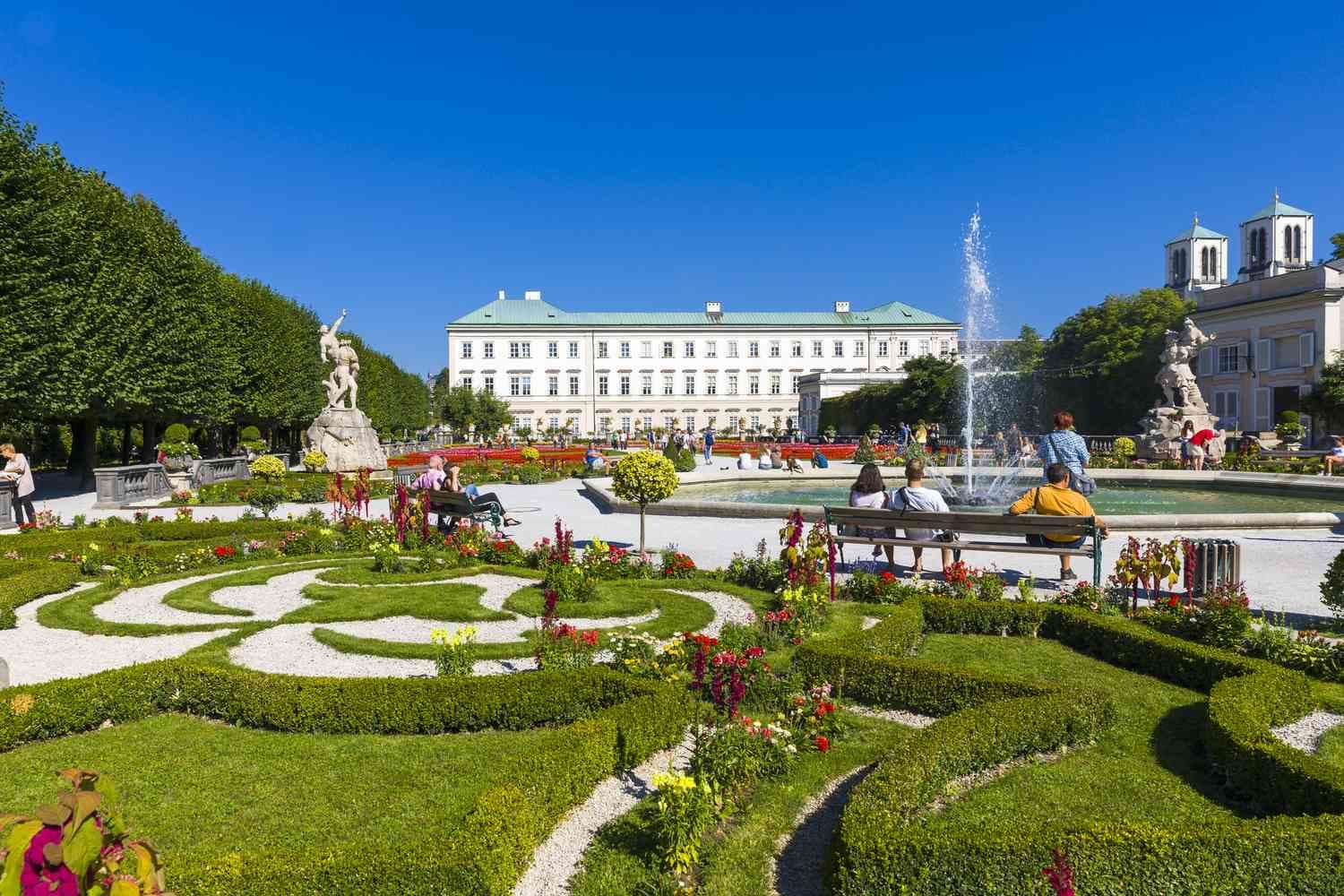 I Have Confidence Square (Residenzplatz)
