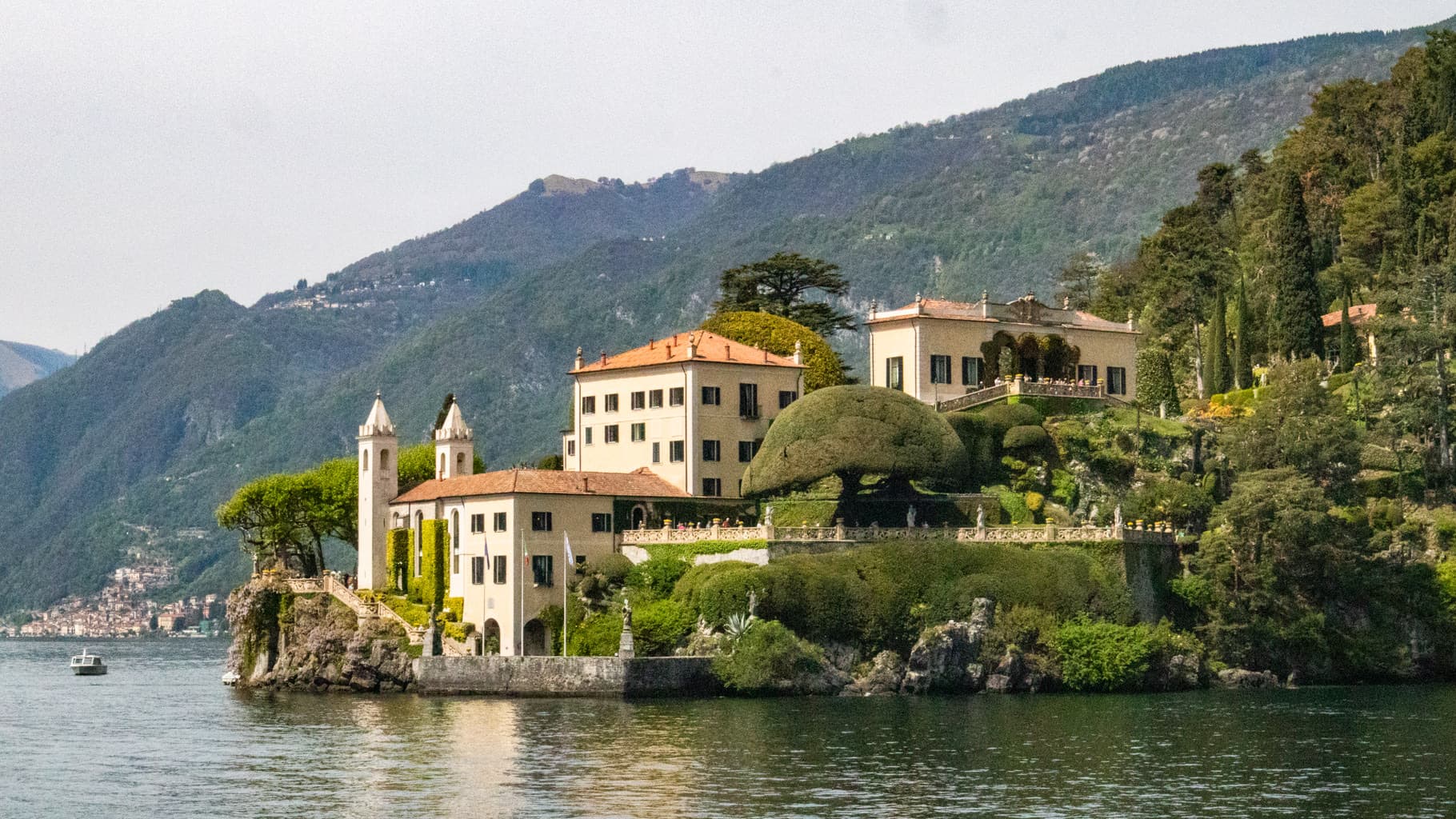 Naboo Lake Retreat (Villa del Balbianello)